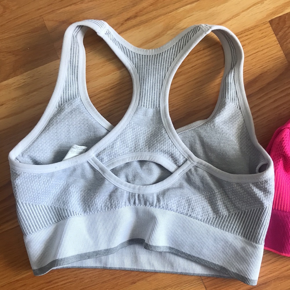 ⚪️ Puma Racerback Sports Bra ◻️◽️▫️ - Picture 2 of 7